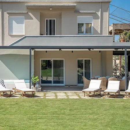Happyhouse *